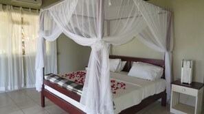 9 bedrooms, iron/ironing board, bed sheets