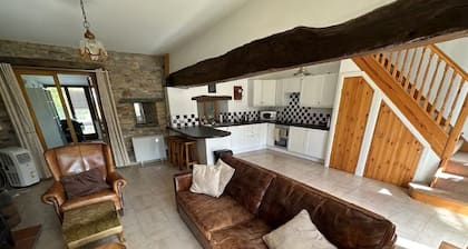 Kastellbriant Cottage