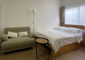 1 habitación, wifi y ropa de cama