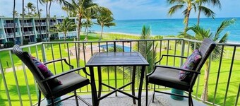 Peaceful, oceanfront,1-bedroom condo with AC, WiFi, on the west coast of Oahu.