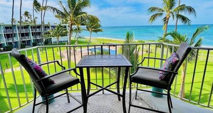 Peaceful, oceanfront,1-bedroom condo with AC, WiFi, on the west coast of Oahu.