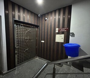 Apartamento, 3 habitaciones, accesible para personas con discapacidad, fumadores | Entrada al alojamiento