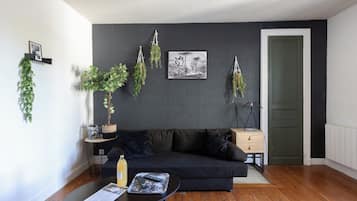 Family Apartment | 1 bedroom, soundproofing, iron/ironing board, free WiFi