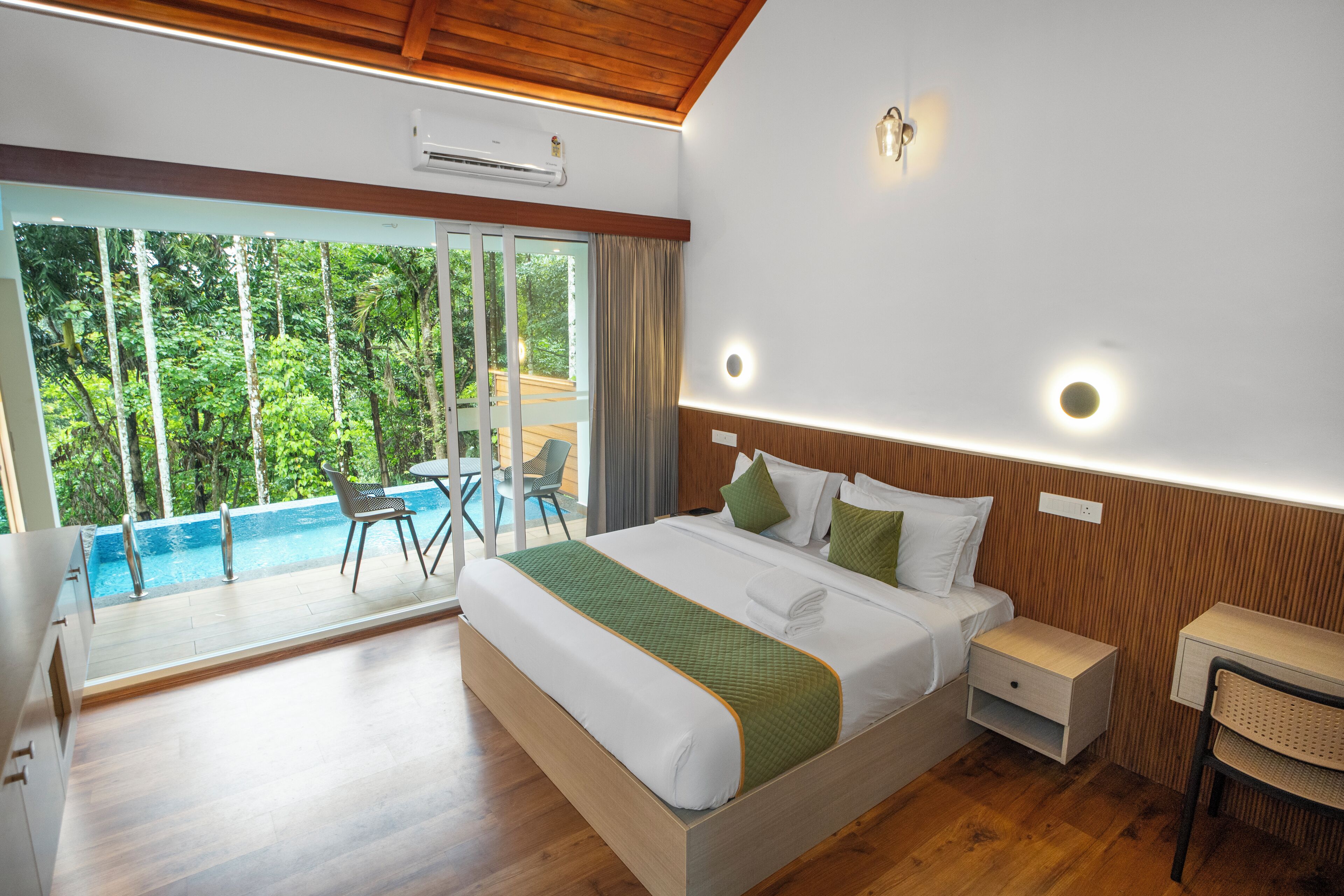 Deluxe Cottage, Pool View | 1 bedroom, premium bedding, Select Comfort beds, blackout curtains