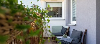 Apartment Balcony & Parking by Renters