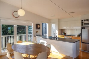 電子レンジ、コンロ、食器洗い機、環境にやさしい洗剤