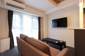 Free WiFi, bed sheets - Grand Prime HAKATA HOTEL (Fukuoka)