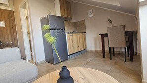 Deluxe Apartment, Balcony, River View | Desk, blackout curtains, soundproofing, iron/ironing board (on request) - Soul River Hotel  (Pancevo)