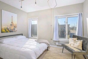 10 bedrooms, iron/ironing board, WiFi, bed sheets