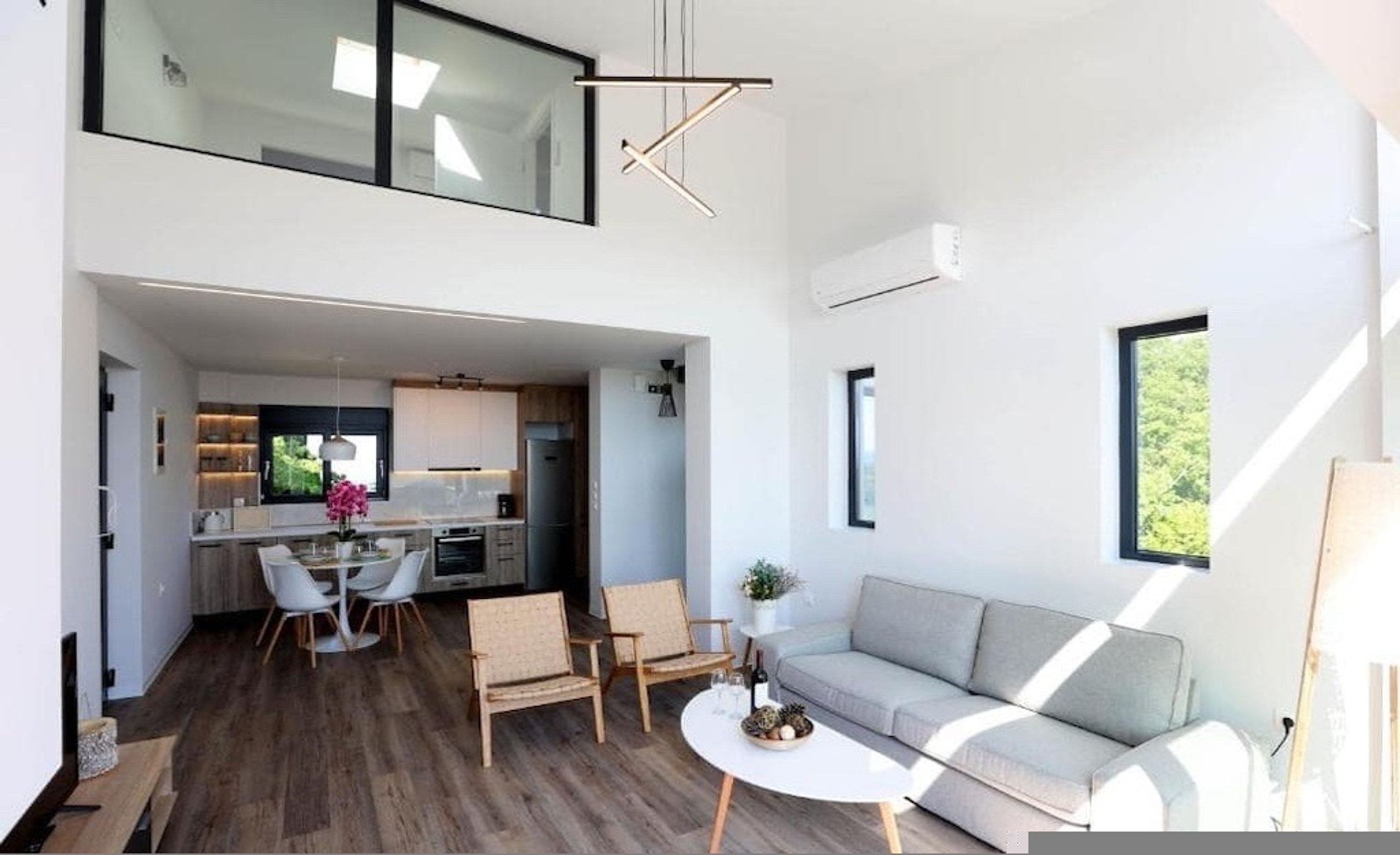 House, Smoking | 12 bedrooms, desk
