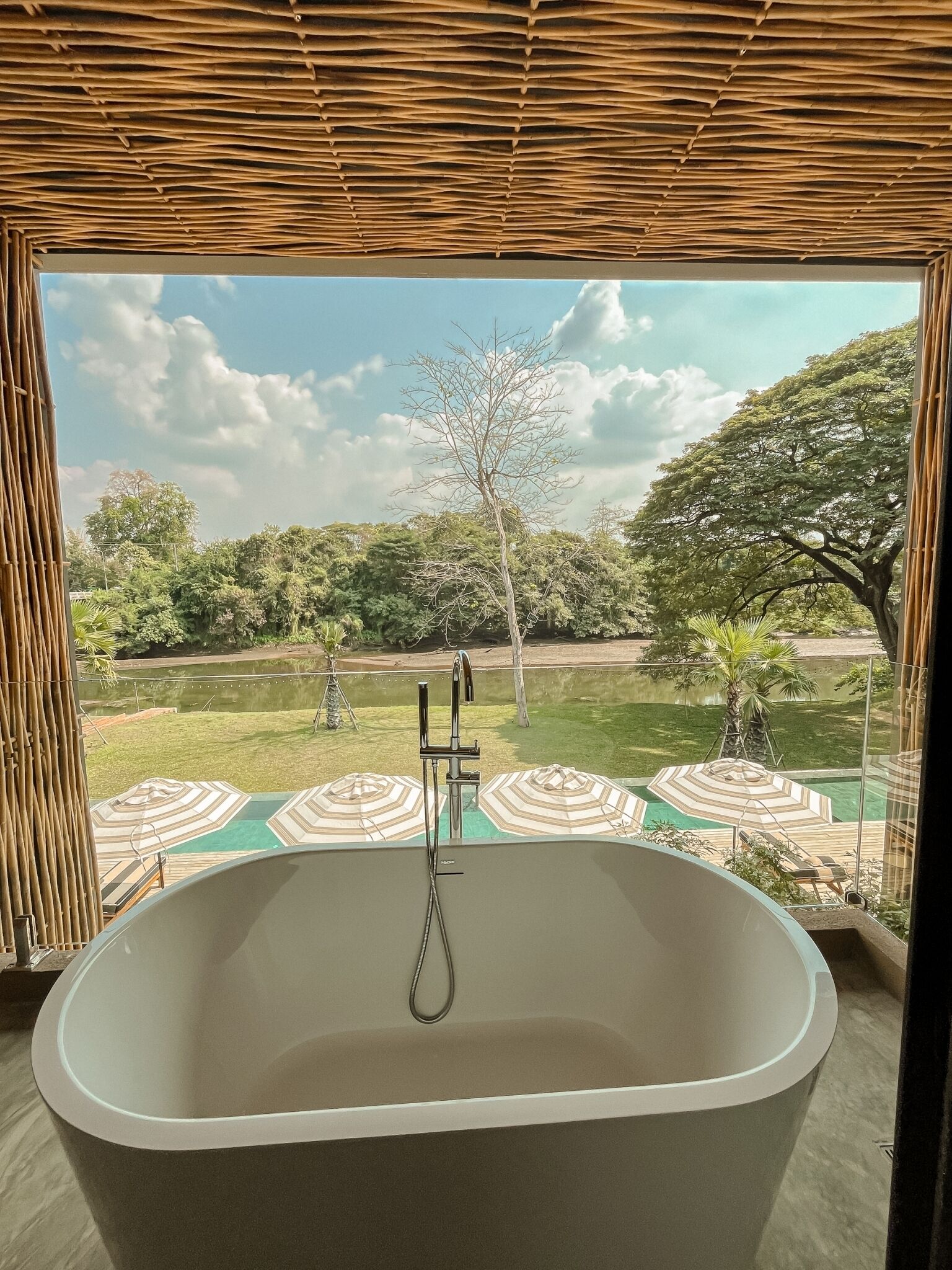 Deluxe Double Room, Non Smoking, River View | In-room safe, laptop workspace, blackout curtains, free WiFi