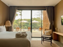 Deluxe Double Room, Non Smoking, Pool View | In-room safe, laptop workspace, blackout drapes, free WiFi