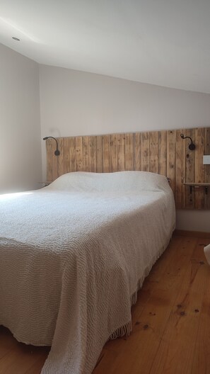 1 chambre, fer et planche Ă repasser, lit parapluie, Wi-Fi gratuit