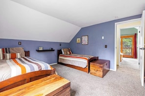 3 chambres, fer et planche à repasser, lit de bébé portatif, Wi-Fi