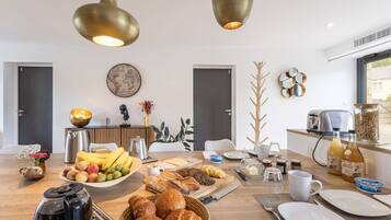 Desayuno continental incluido todos los días