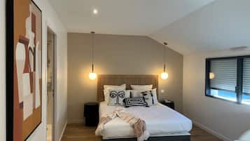 Suite Double 5 | Desk, laptop workspace, free WiFi