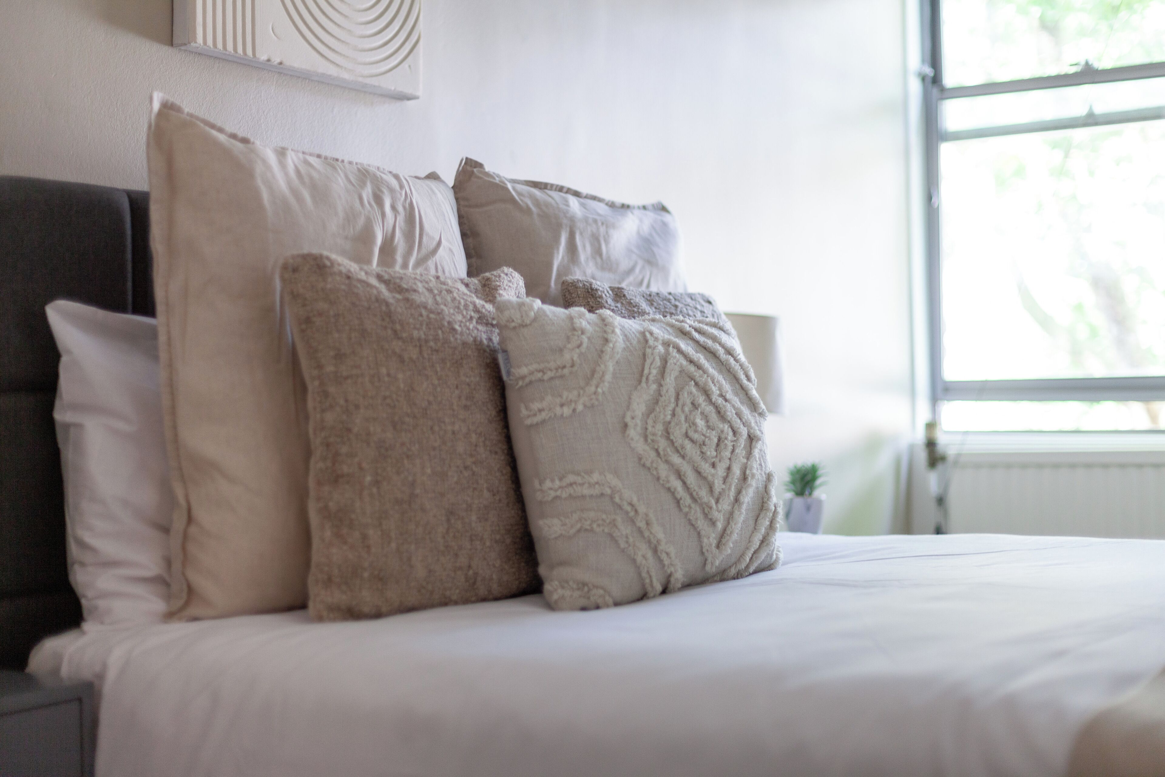 2 bedrooms, iron/ironing board, cots/infant beds, free WiFi