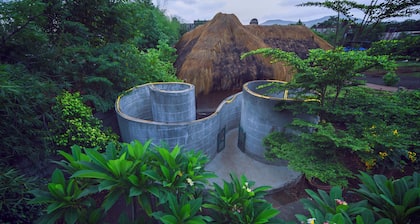 Charming Art Retreat in Karjat - Perfect getaway near the City