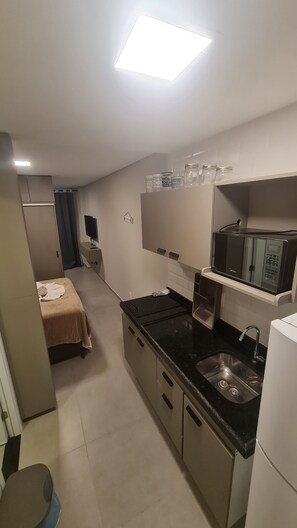 Family Studio, Beachside | Private kitchen - Flat Térreo 06 by La Playa (Ipojuca)