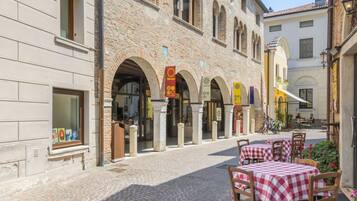 Ristorazione all'aperto