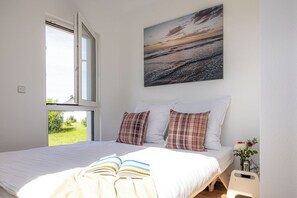 3 bedrooms, travel cot, free WiFi