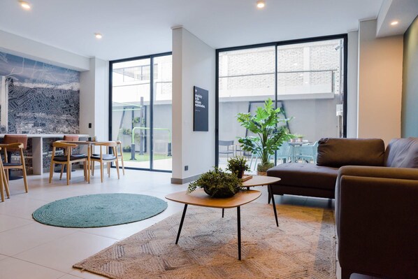 TV, offices - City Living: Apartment 1D/1B for 3 (Ñuñoa)