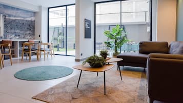 Televisión y oficina