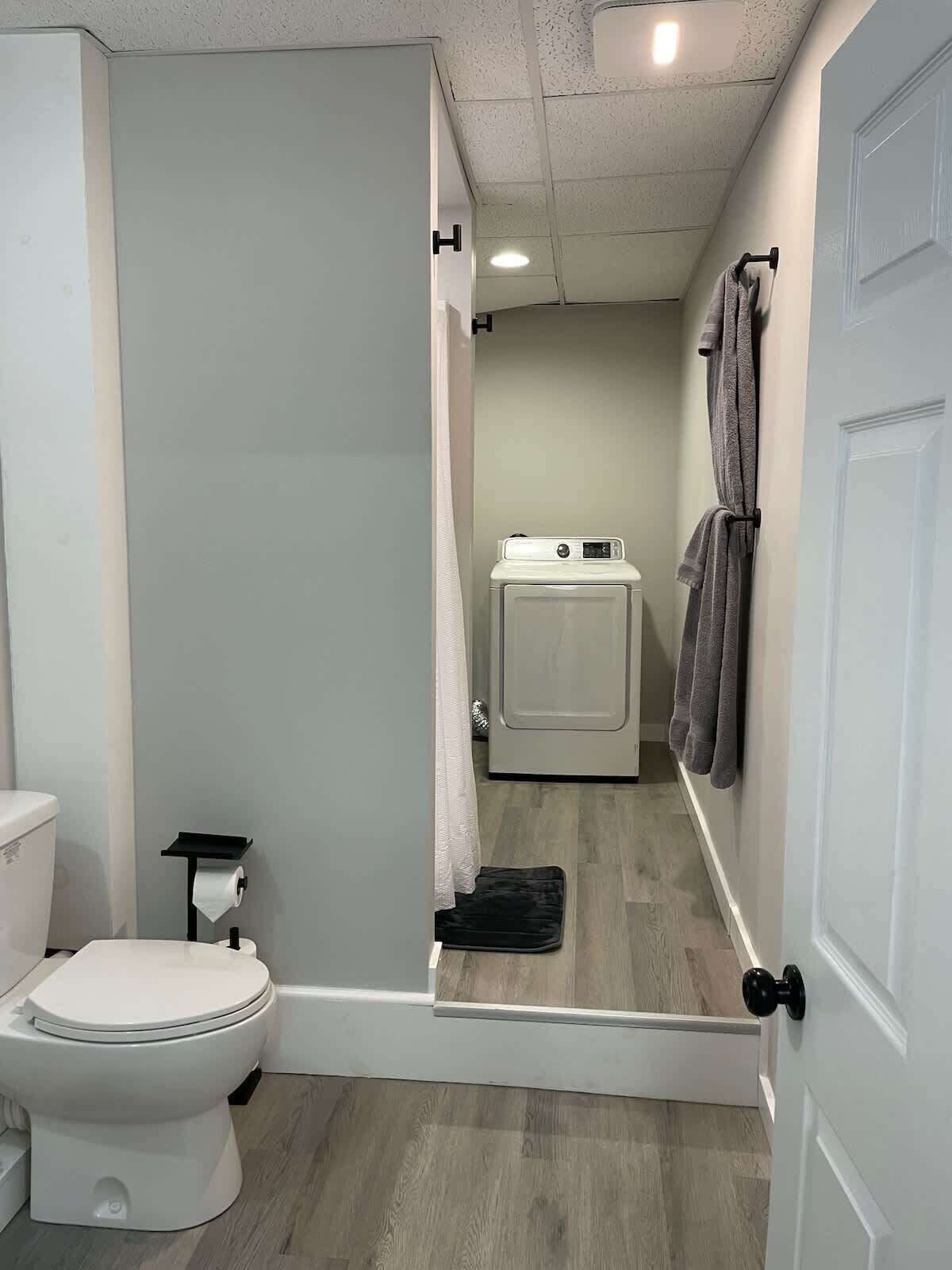 Douche, serviettes fournies