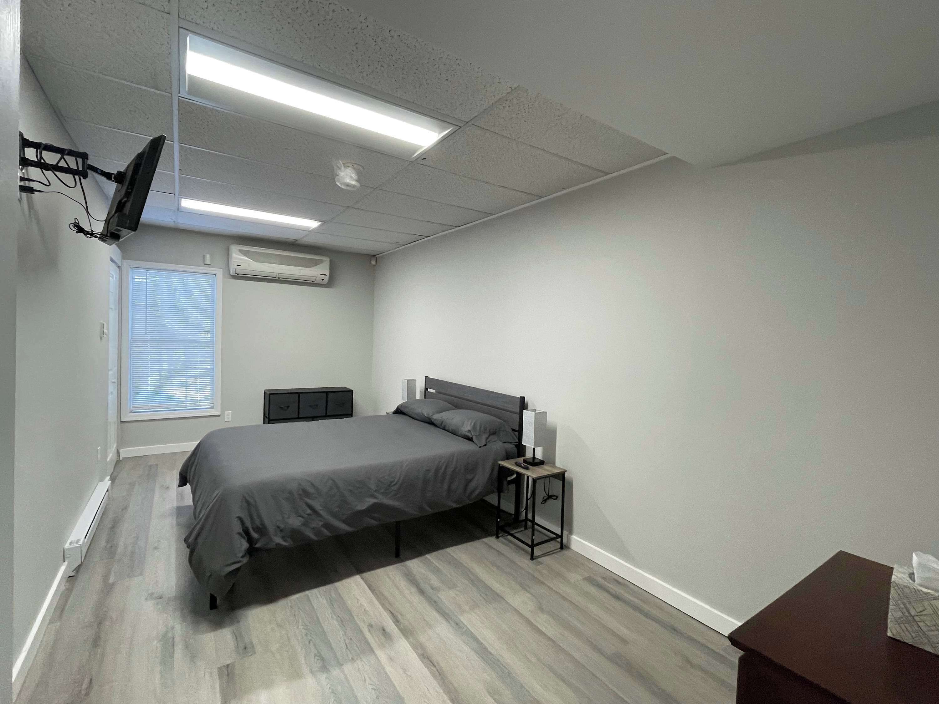 1 makuuhuone, työpöytä, Wi-Fi, vuodevaatteet