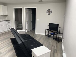 Televisión, oficina