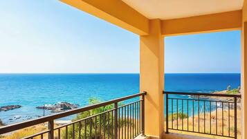 Villa (3 Bedrooms) | Exterior