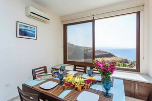 Villa (3 Bedrooms) | Interior - Mermaid Villa (Pomos)
