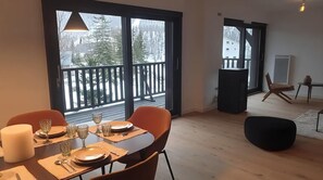 Dining - FRGK "Elegant Apartment Auron 8 Persons Unbeatable View, Terrace" (auron)