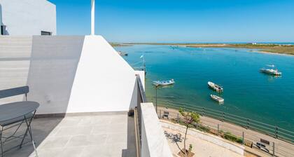 Studio Apartment with Sea View