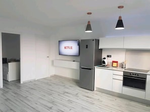 House | Private kitchen | Fridge, microwave, oven, stovetop - Lovely Beach House With Terrace San Juan Alicante (San Juan de Alicante)