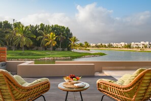 Terrace/patio - Your 3-bedroom Villa Oasis in Hawana Salalah with a pool (Salalah)