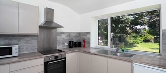 Cosy fully equipped Studio 1, close to University