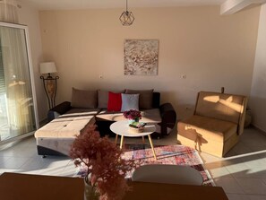 Apartamento, 2 habitaciones, fumadores, balcón | Sala de estar