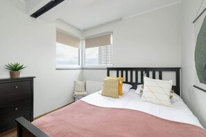 1 Schlafzimmer, Schreibtisch, Bügeleisen/Bügelbrett, WLAN