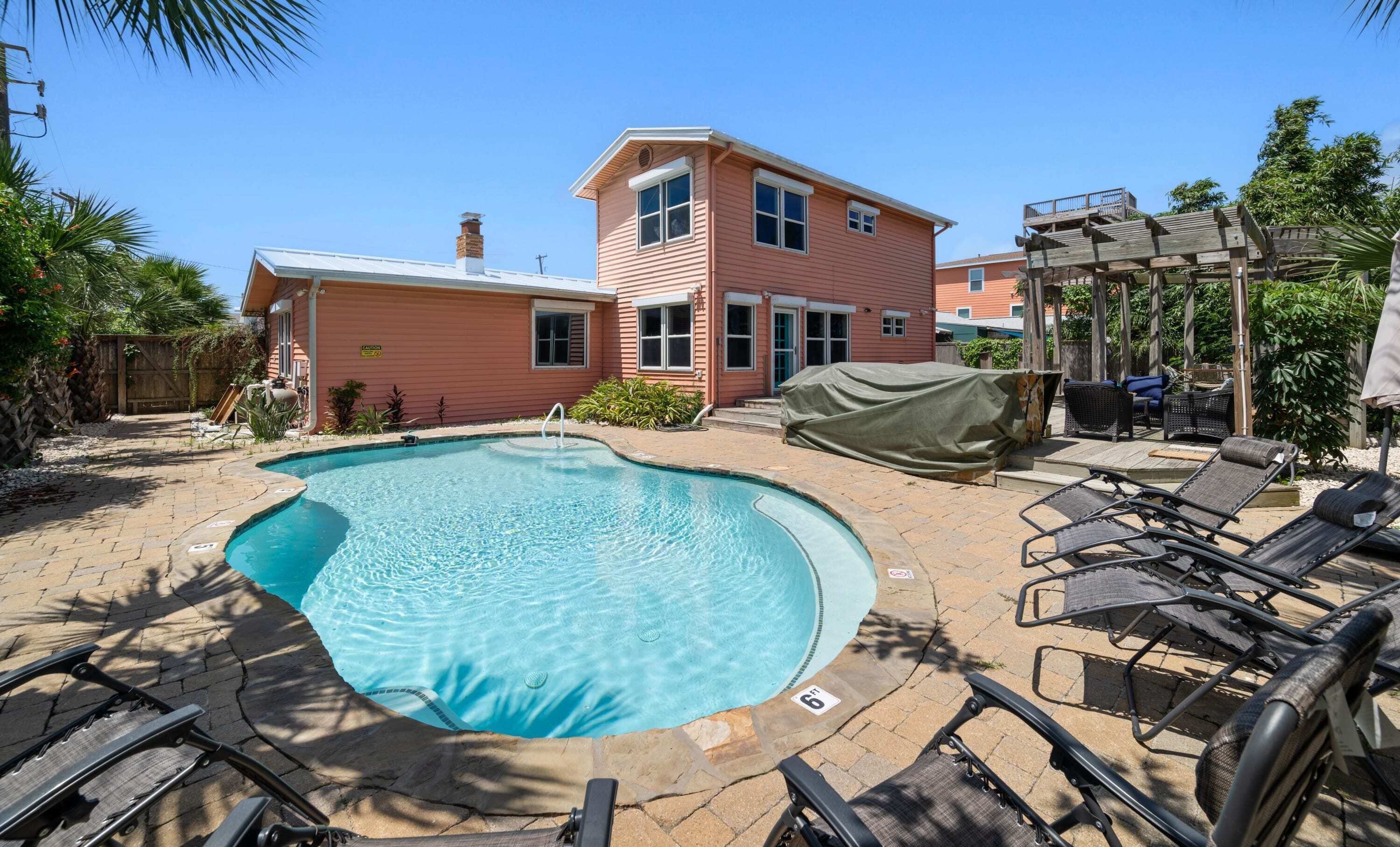 Cline Pt., Steps to Water | Channelview by Portoro