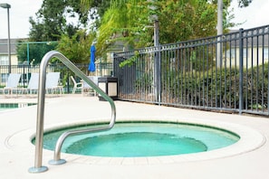 Outdoor spa tub - Magical 3BR/2BA Apartment - Close to Disney 2790 (Kissimmee)
