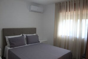 8 bedrooms, WiFi, bed sheets - Casa de Campo O Camponês (Baião)