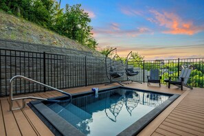 Beheizter Pool