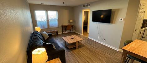 Televisión, oficina