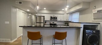 Central Apartment by UNMC, Walk Everywhere