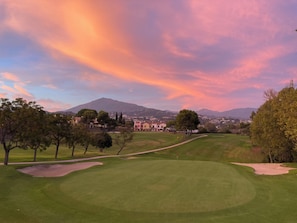 Villa | Golf - Beautiful Spacious 4-bed Villa Close to Marbella (Marbella)