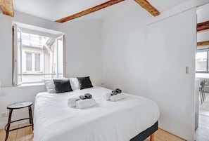 1 bedroom, desk, iron/ironing board, travel cot