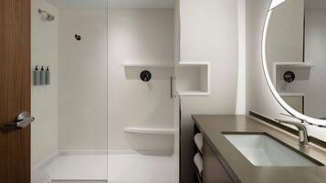 Premium Room, 1 Double Bed | Bathroom | Hair dryer, towels, soap, shampoo