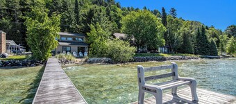 Beautiful Beachfront Home and Sauna on Crystal Lake