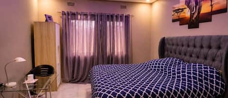 3 bedrooms, desk, laptop workspace, iron/ironing board